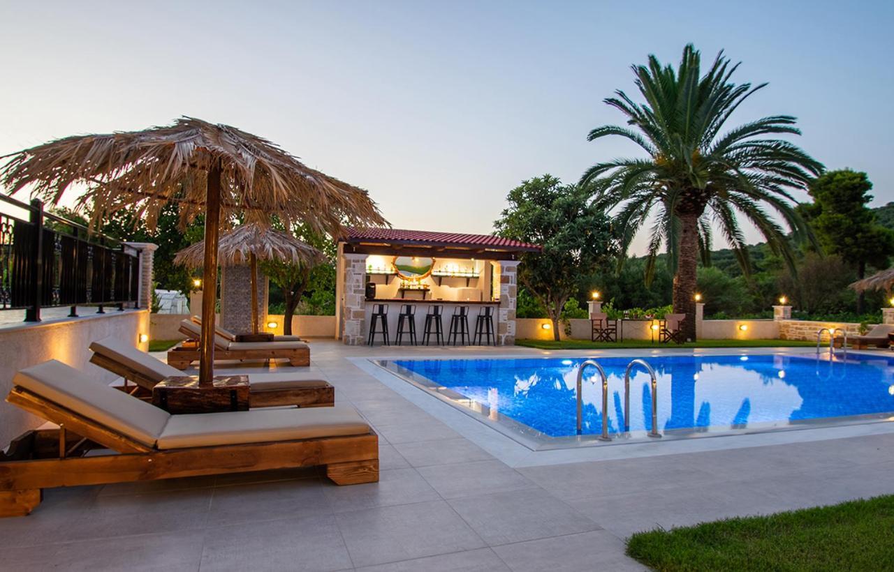 Zissis Villa&pool 5min drive to beach Kato Yerakarion Esterno foto