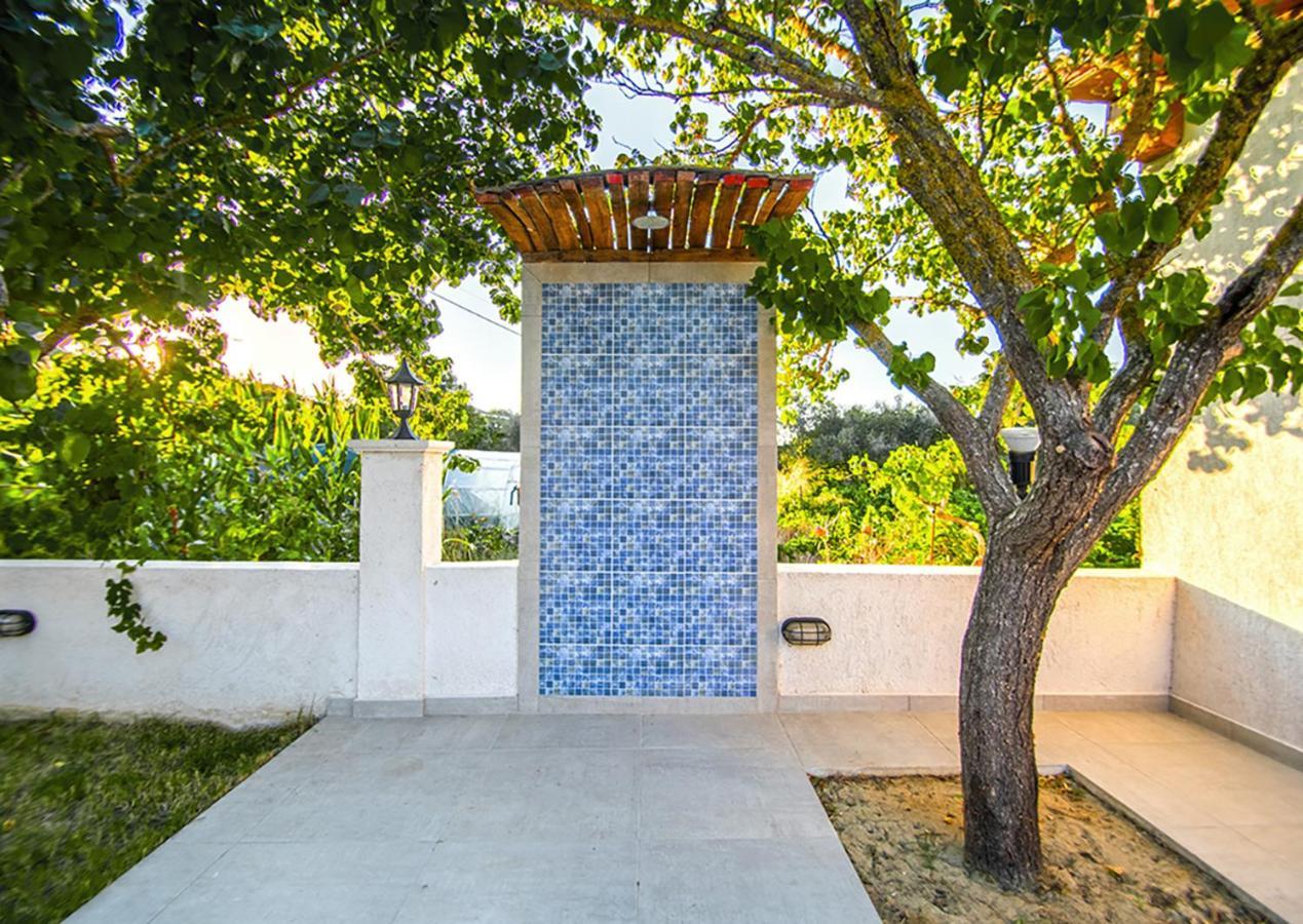 Zissis Villa&pool 5min drive to beach Kato Yerakarion Esterno foto